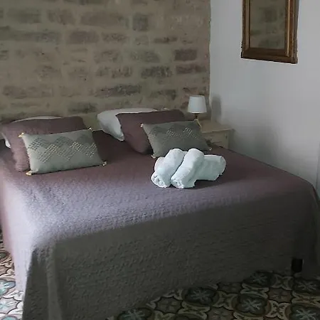 Paradisio Frühstückspension 3*