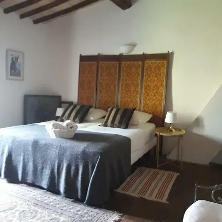 Bed & Breakfast Paradisio Nézignan-lʼÉvêque
